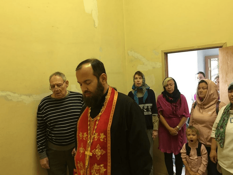 Молебен в Медси в молельной комнате декабрь 2019